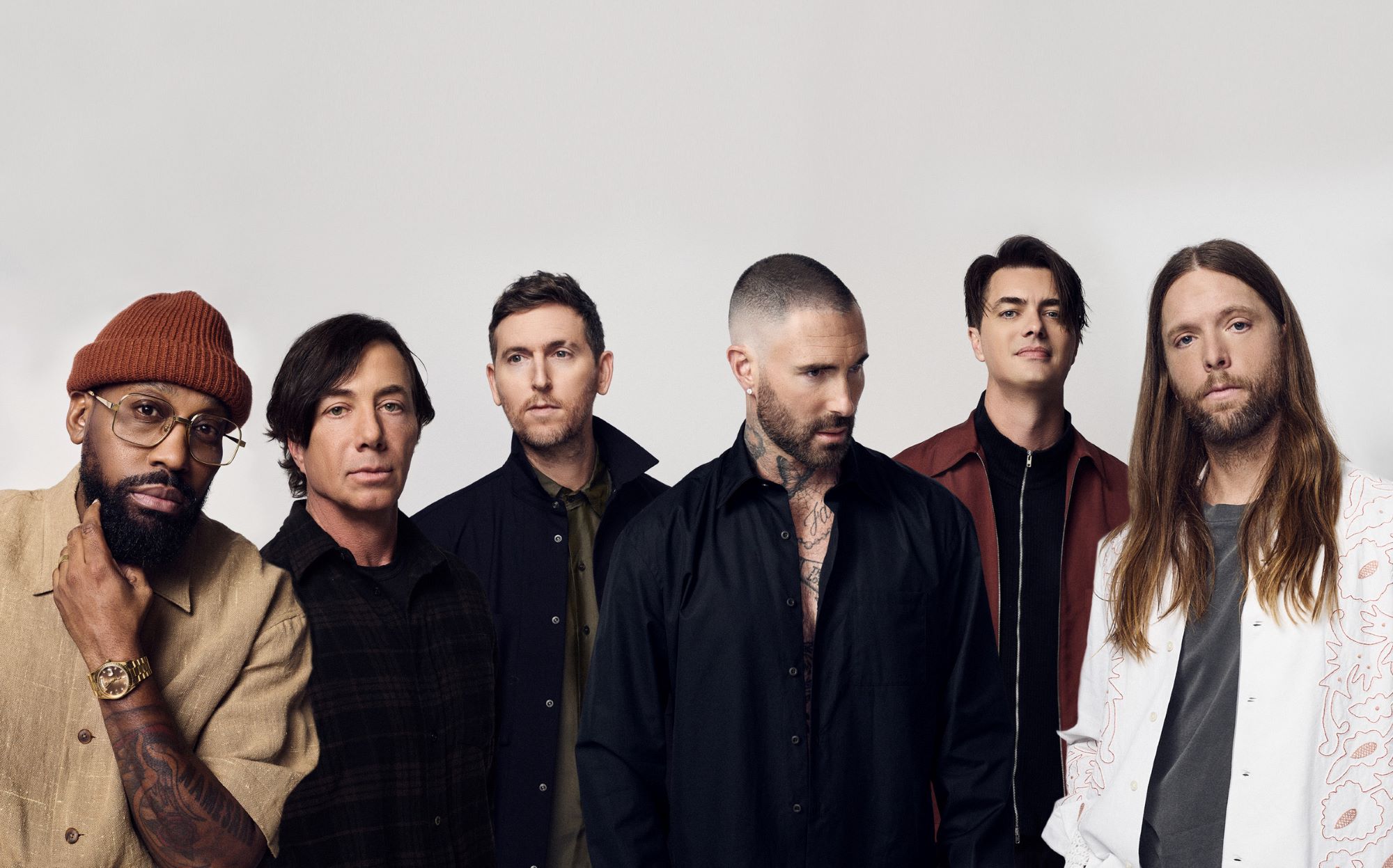 Maroon 5 กลับสู่ซาวด์ที่แฟน ๆ คุ้นเคยใน Love Is Like อัลบั้มใหม่ในรอบ 5 ปี