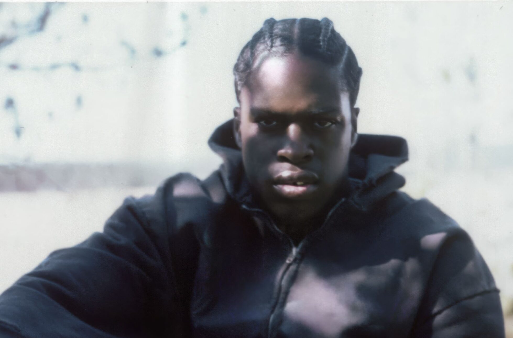 Daniel Caesar ส่งอัลบั้มใหม่ Son Of Spergy พร้อมเพลง “Root of all Evil” แนวโมเดิร์น R&B ที่จริงใจ