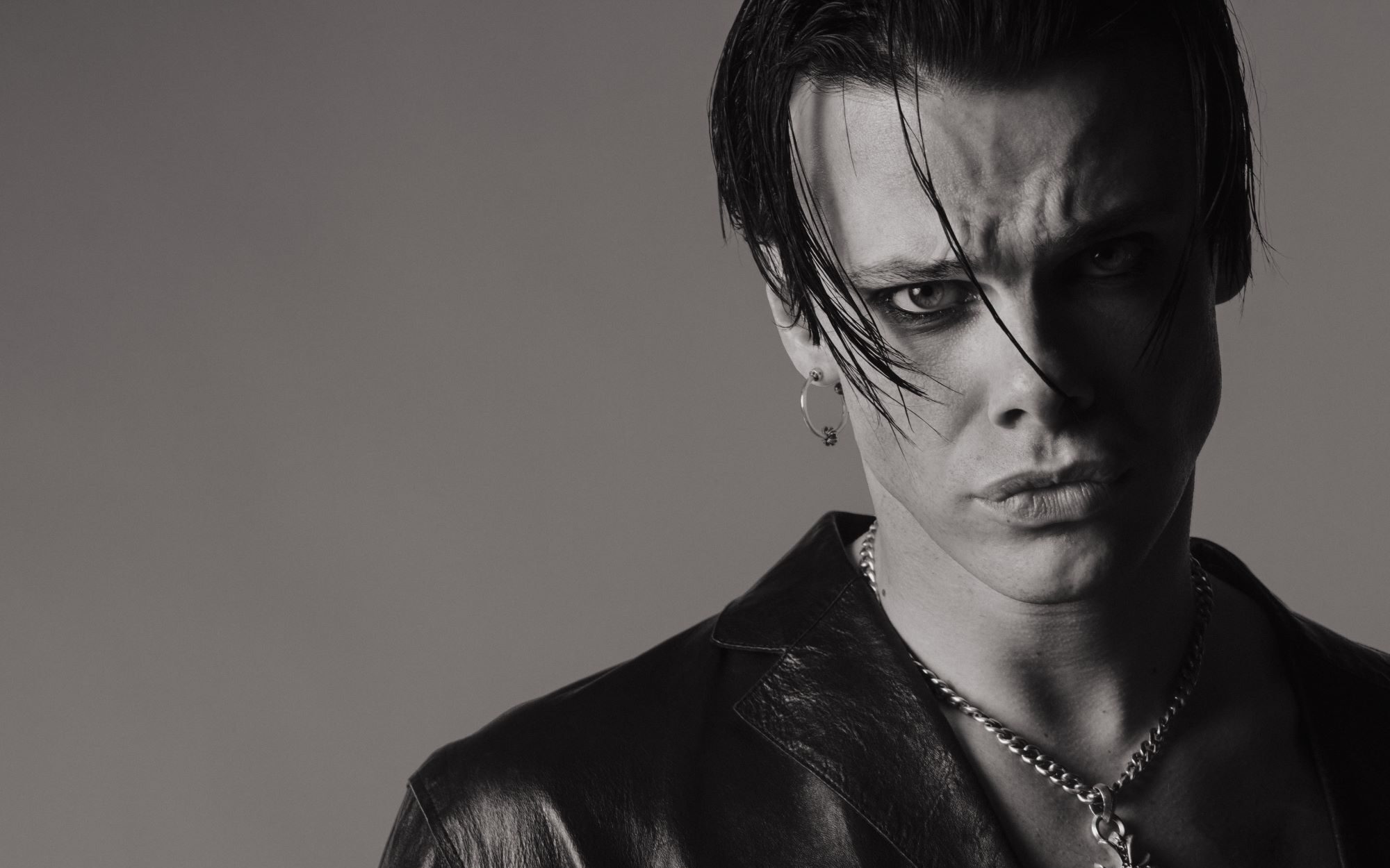 YUNGBLUD เจ้าของรางวัลแกรมมีปี 2026 ล่าสุด ปล่อยอัลบั้ม Idols (Complete) เพิ่ม 6 เพลงใหม่เอาใจชาวร็อก ตอกย้ำสถานะร็อกสตาร์รุ่นใหม่ที่การันตีฝีมือได้