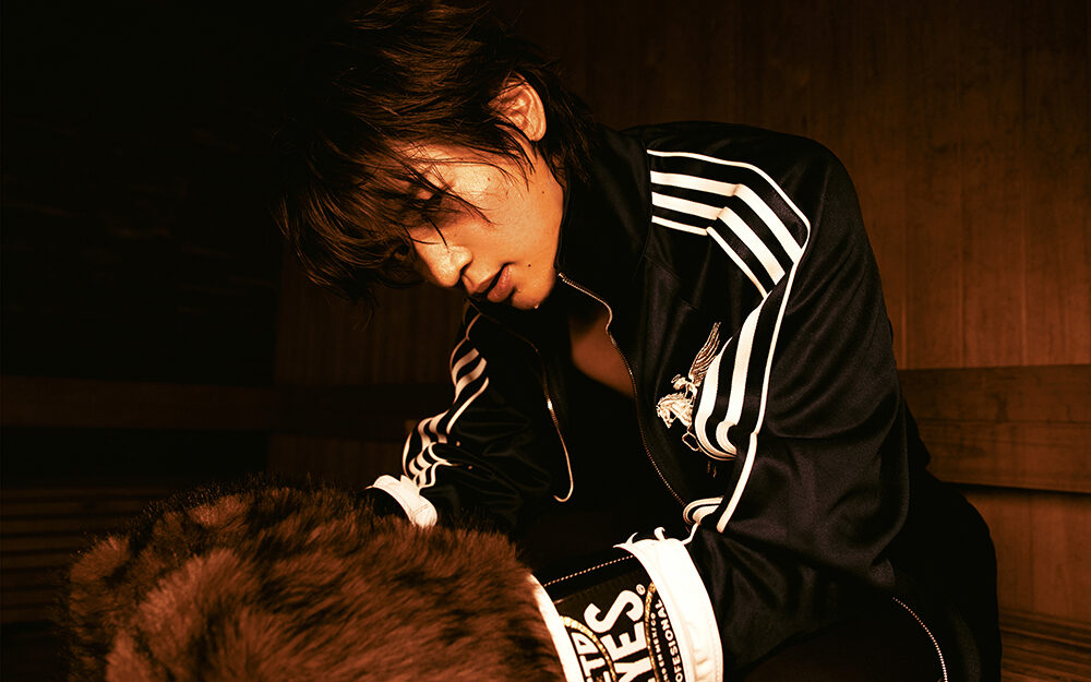 MINHO จัดเต็มความฮอตในมินิอัลบั้มชุดที่ 2 Make it hot ถ่ายทอดพลังอันร้อนแรงที่เป็นเอกลักษณ์ และอารมณ์สุดลึกซึ้ง